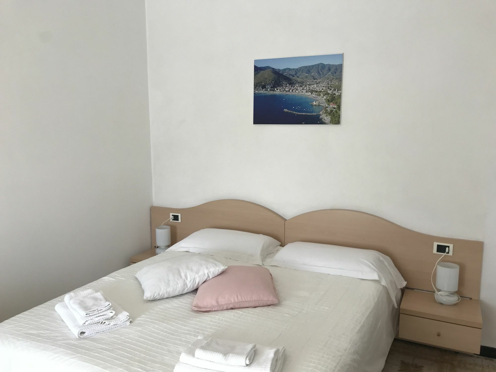 Affittacamere Creuza De Mae Levanto Exterior photo